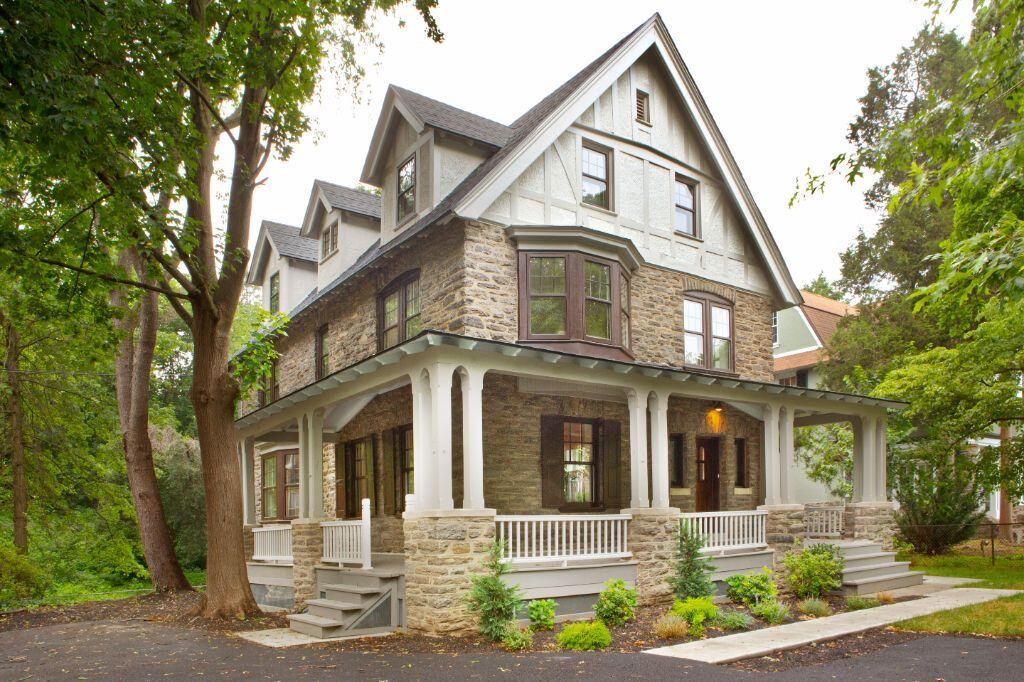 Lincoln drive renovation side view